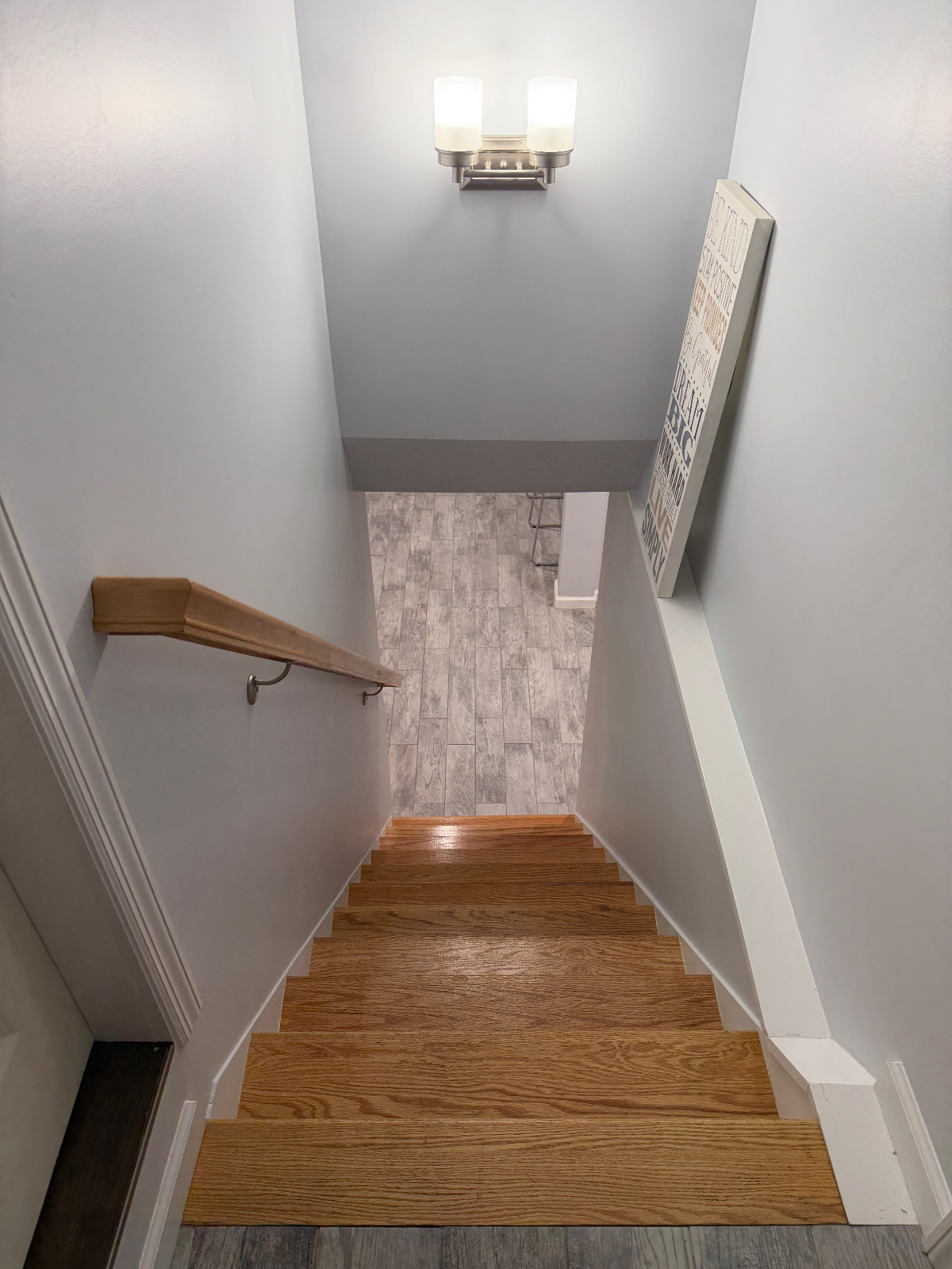 Beautiful One Bedroom - newly renovated - Photo 9