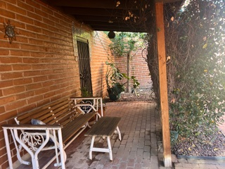 Foothills Guesthouse - Photo 11