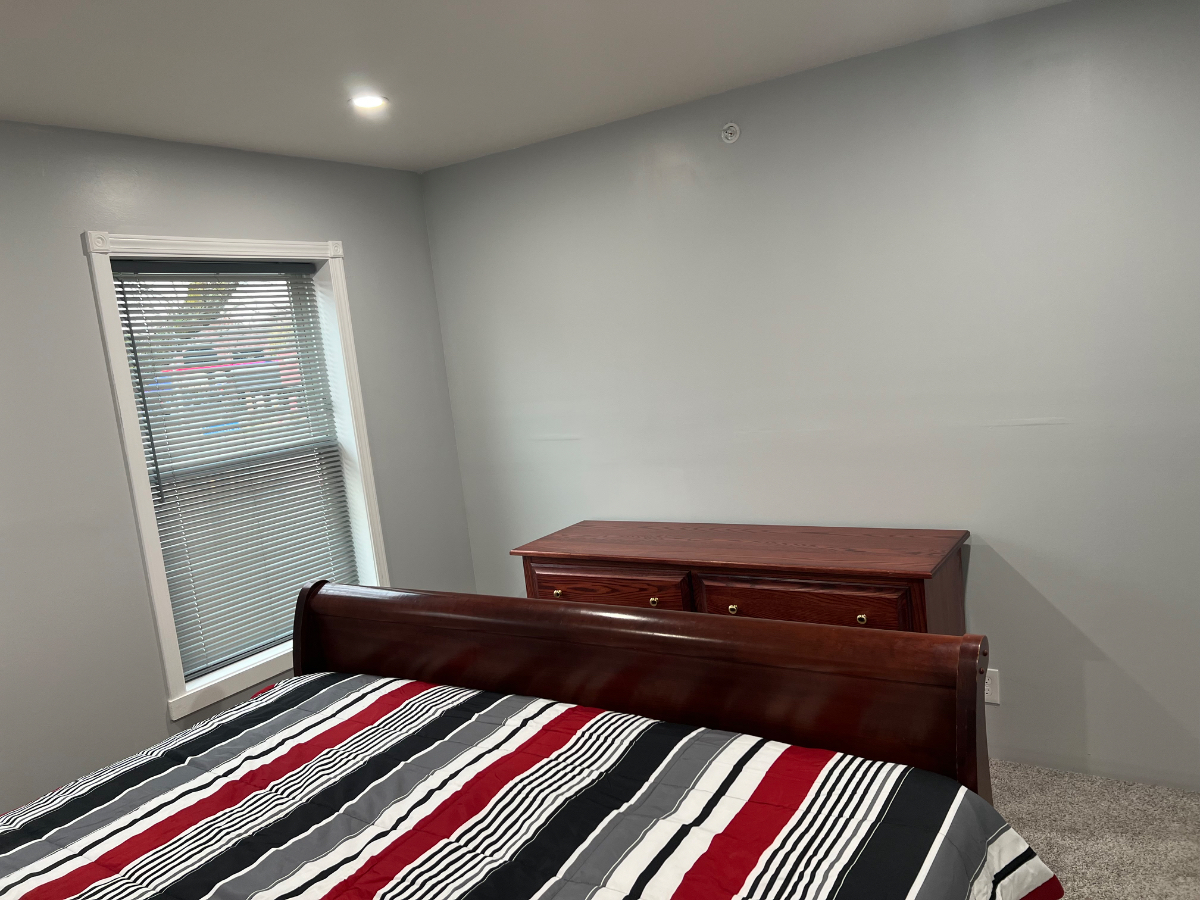 Modern and Cozy Room - Photo 5