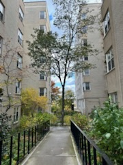 Comfortable 1BR/1BA Apartment Near Fort Tryon Park, Hospital, & Express Train - Quiet, Stylish, and  - Photo 11
