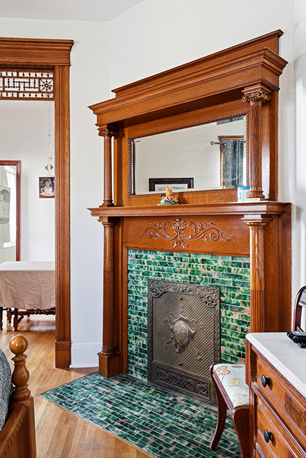 Cozy, Furnished Victorian Apartment in Downtown Hammondsport - Photo 8