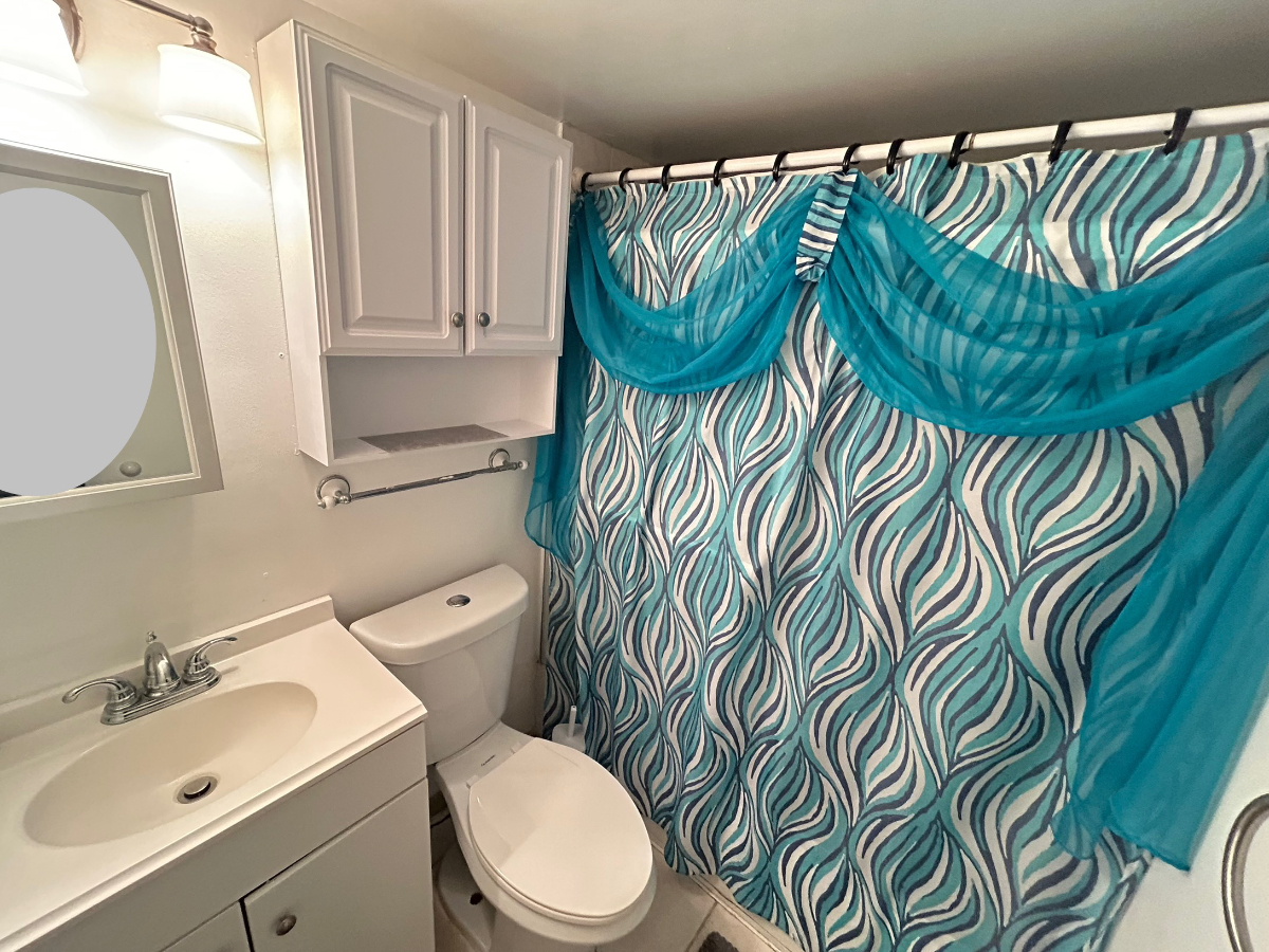 Bright & Simple 2BR Apartment in Staten Islands  North Shore - Photo 8