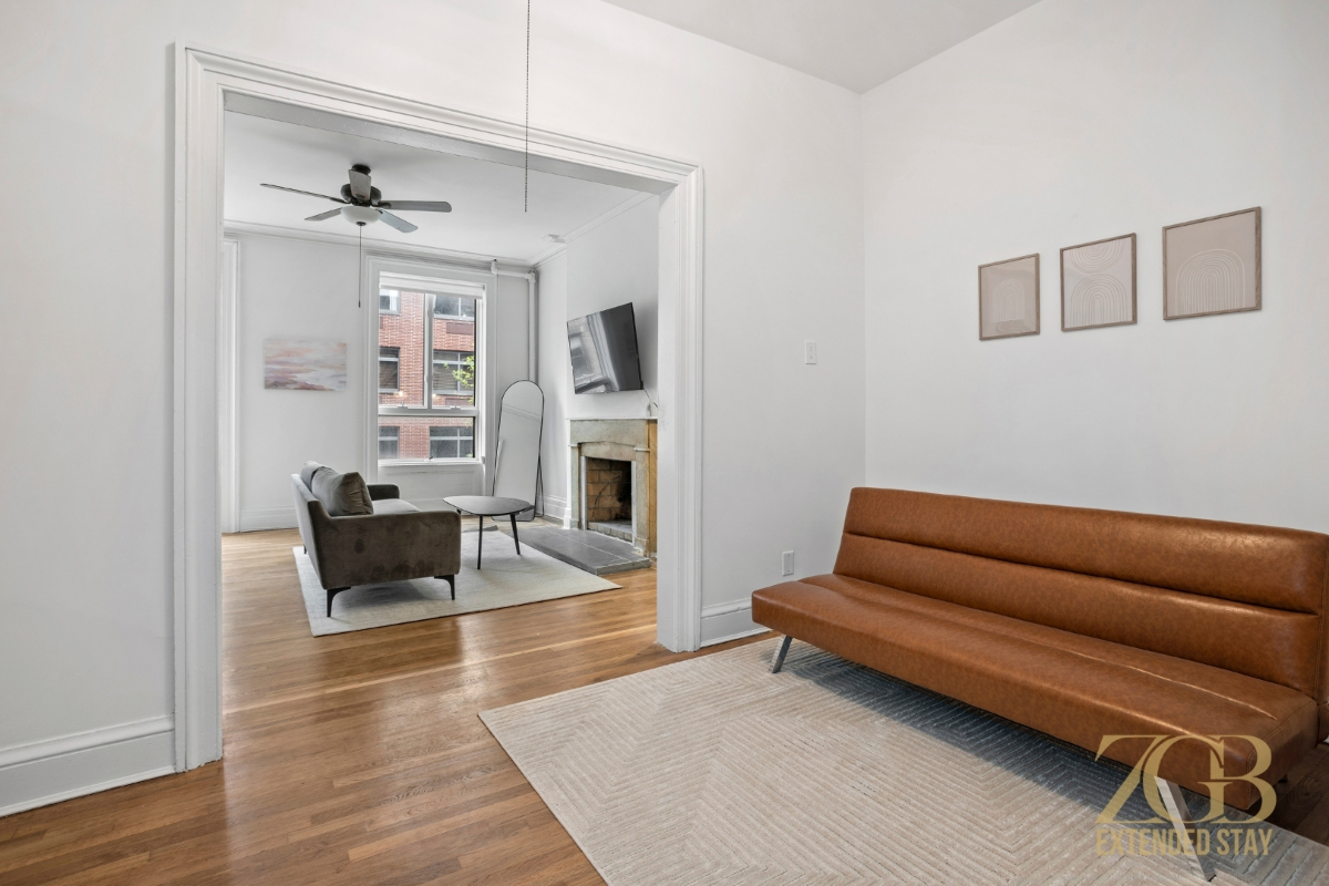 257 West - Photo 4