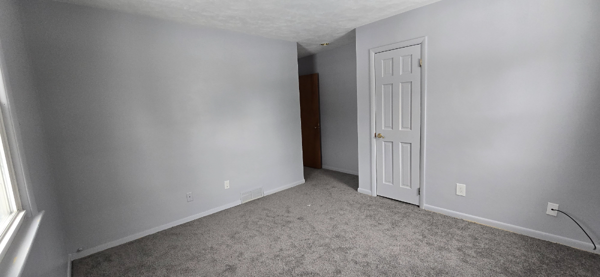 3 bedroom home in Gates. Close to hospitals and expressway - Photo 6
