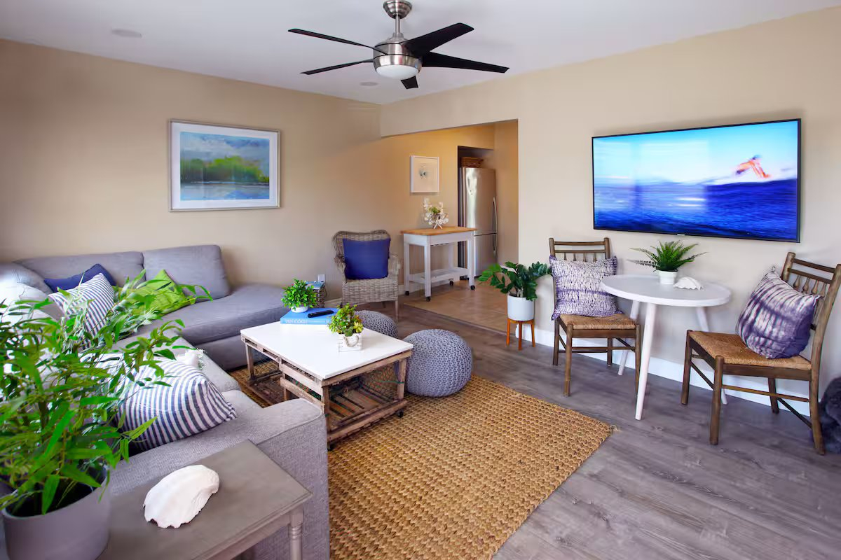 Cozy Ocean Beach Hideaway- Fully Furnished & Ready to Go - Photo 2