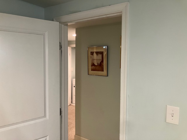 Cozy Furnished Basement Studio Across Little Forest Park - Outdoor Space & All  Utilities Included - Photo 8