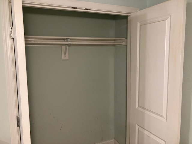 Cozy Furnished Basement Studio Across Little Forest Park - Outdoor Space & All  Utilities Included - Photo 7