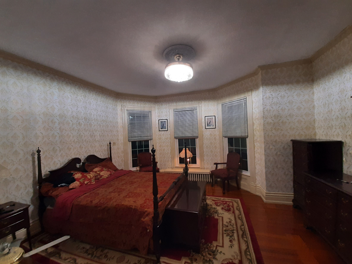 North Country Victorian - Photo 4
