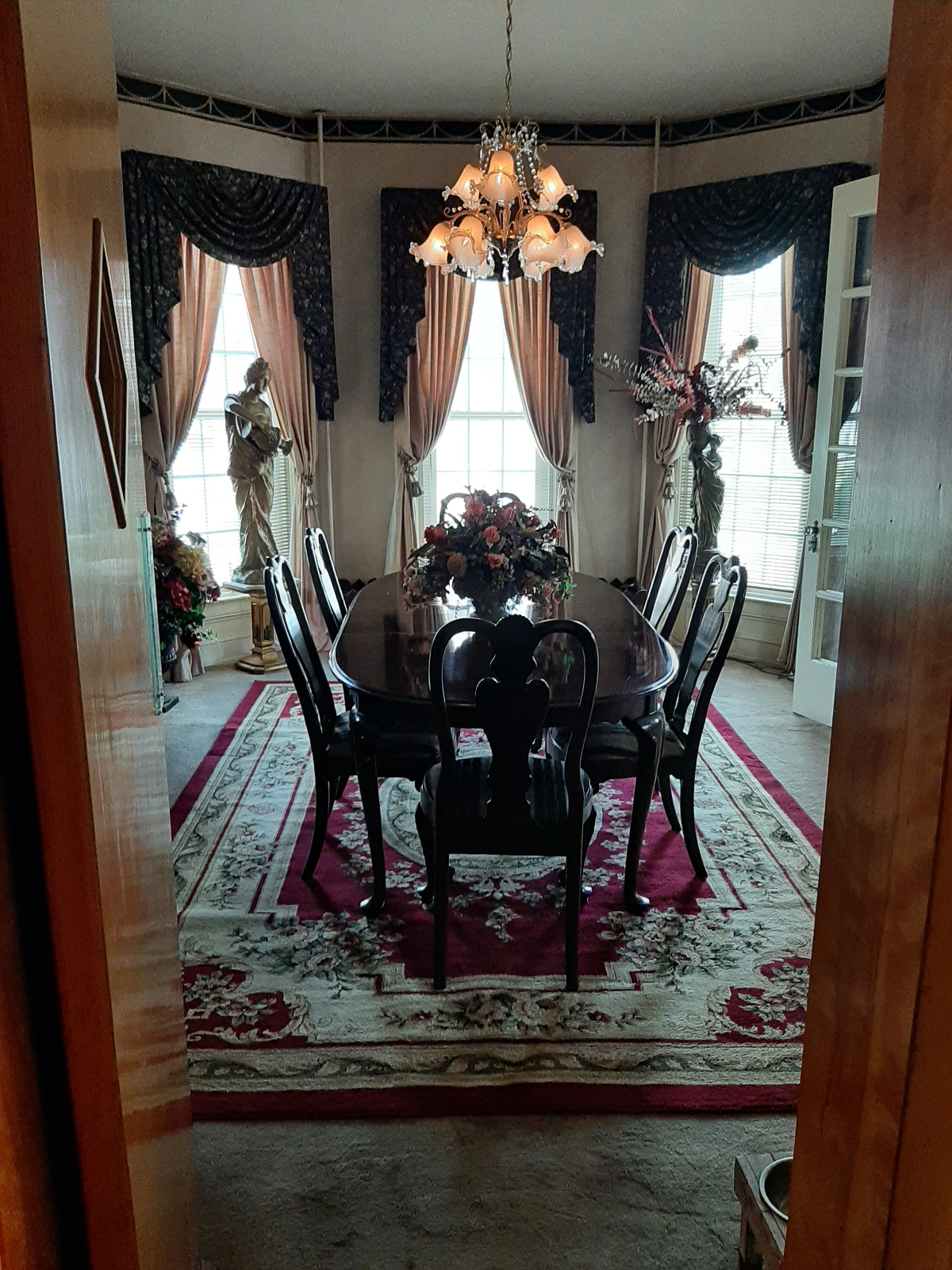 North Country Victorian - Photo 8