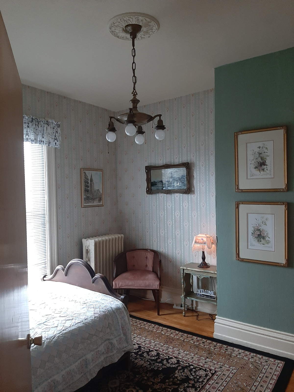 North Country Victorian - Photo 12
