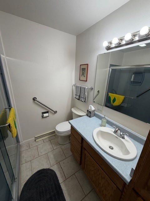 Executive Housing - 4BR 2BATH Home + Office + 4-Car Garage - Photo 6