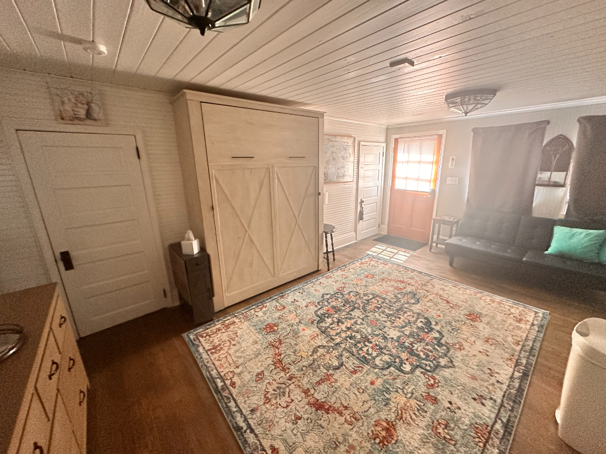 2018 Kanawha Blvd East Riverfront Studio Retreat, Steps from WV State Capitol - Photo 12