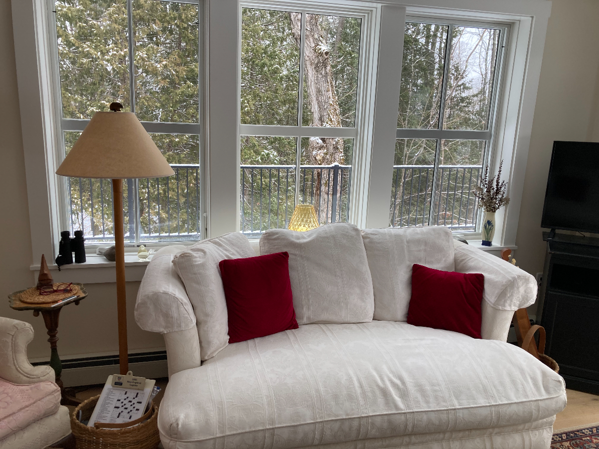 Comfortable New Home Near Lake - Photo 2