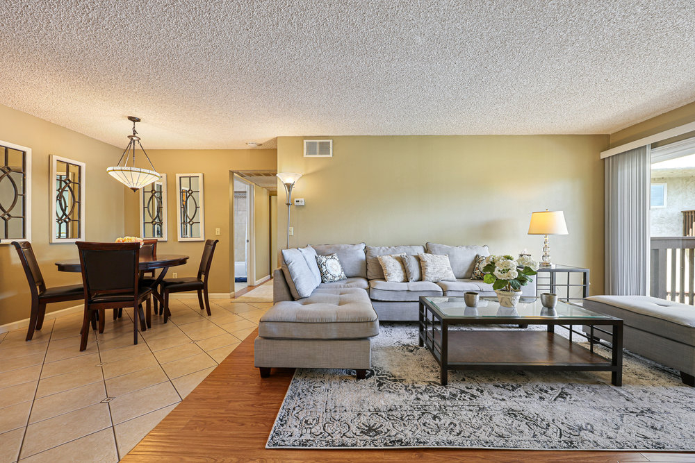 Stunning Condo in Mission Valley - Centrally located near hospitals - Photo 2