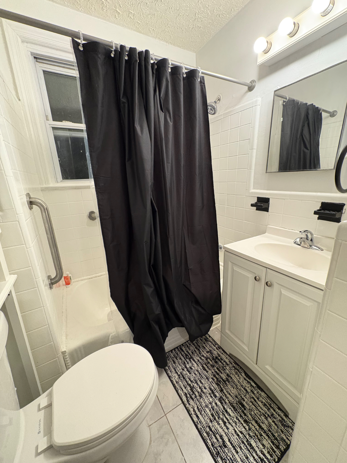 Cozy Capitol View Haven- 3BR w/ Parking - Photo 12