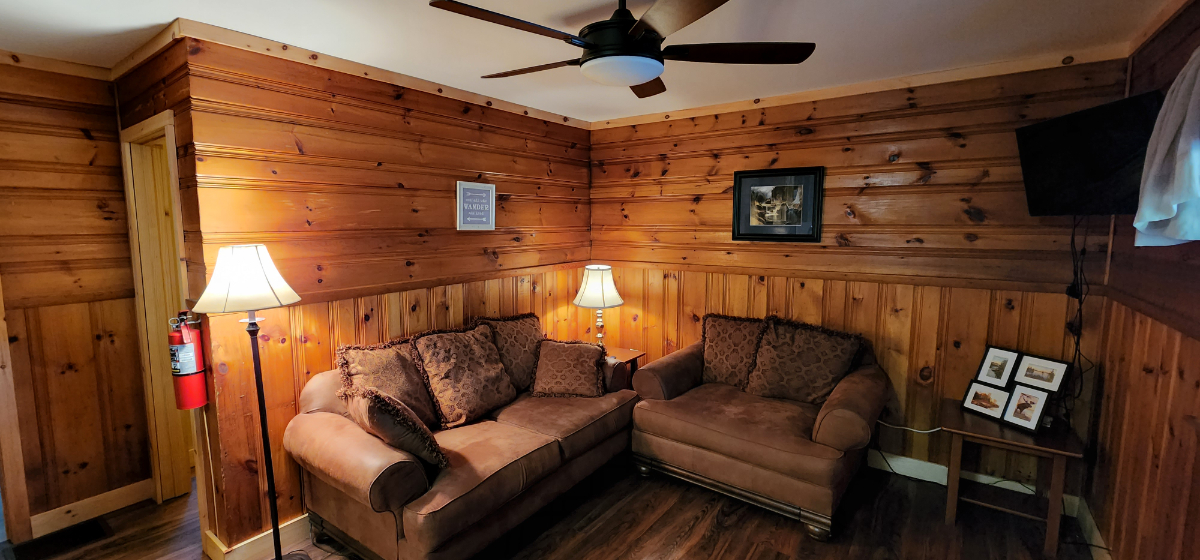 Cottage 10 - Photo 1