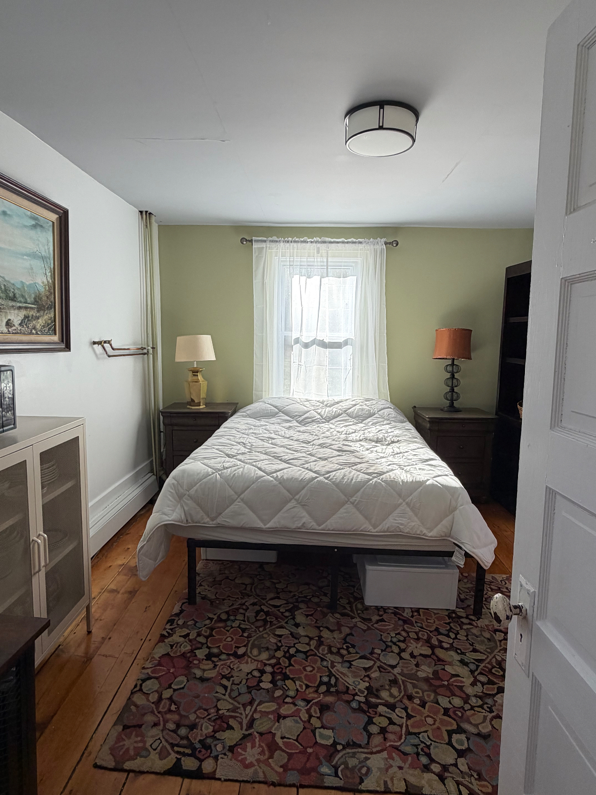 Cozy Farmhouse Suite - Photo 6