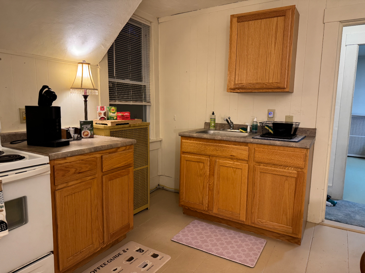 Cozy 1 bedroom apartment, fully furnished, near downtown - Photo 7