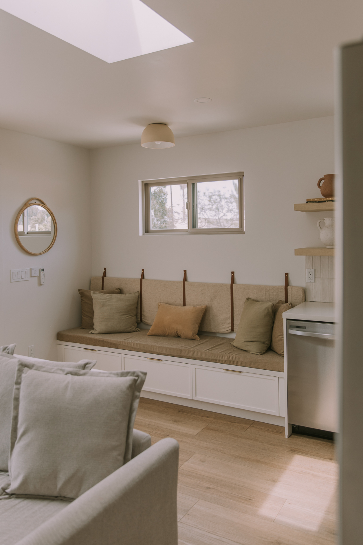 The Laurel Loft - Private/Designer Curated 1BR in the Heart of South Park - Photo 4