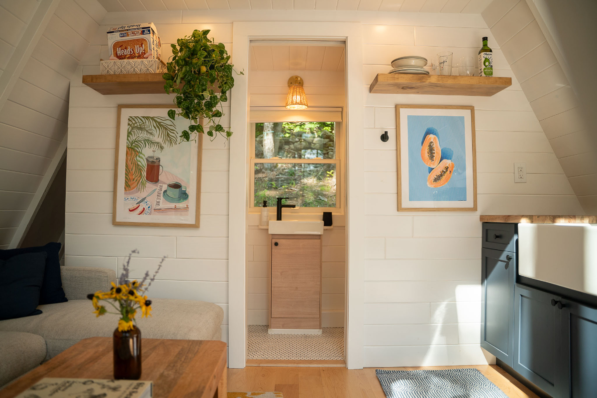 A-Frame Rental - Month to Month Available - Photo 2