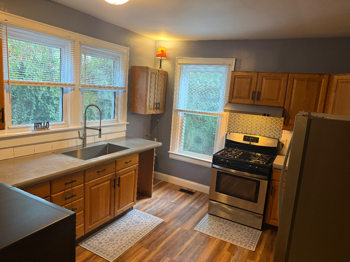 Cozy updated house 3 rooms to rent - Photo 4