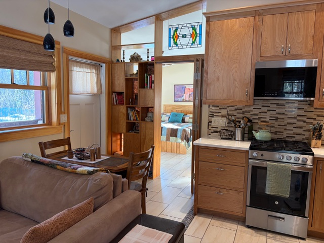 Mad River 1 bedroom suite on 93 acres of farm and forest - perfect for couples, singles, corporate & - Photo 2