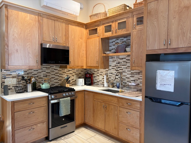 Mad River 1 bedroom suite on 93 acres of farm and forest - perfect for couples, singles, corporate & - Photo 4