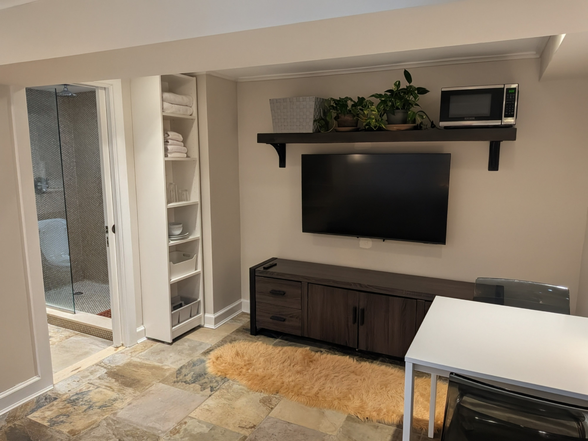Private Studio - Forest Hills, Queens - Queen Bed & En Suite Bath - Ideal for HCPs & Solo Profession - Photo 4