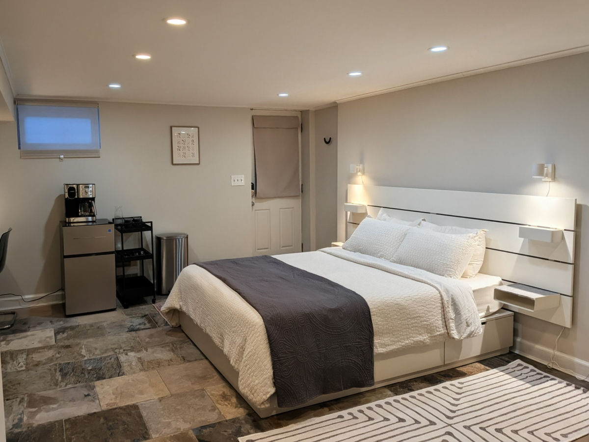 Private Studio - Forest Hills, Queens - Queen Bed & En Suite Bath - Ideal for HCPs & Solo Profession - Photo 1
