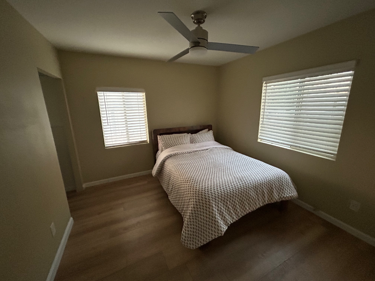 Spacious 2 Storey Rental In North Park With All Utilities Included Near Major Hospitals And Downtown - Photo 6