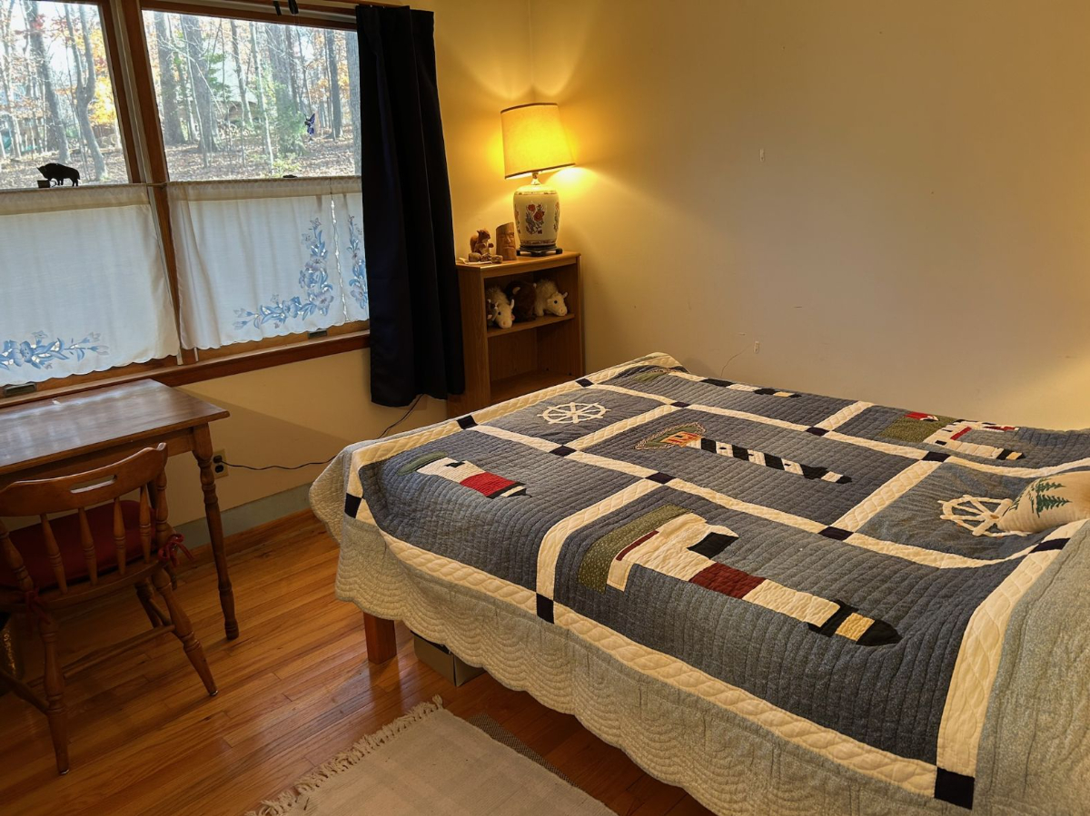 Private Room and Bathroom, shared space including deck that has lakeview. - Photo 6