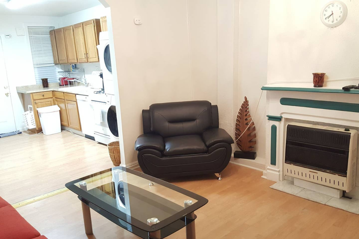 Cute Townhouse in NW/Shaw/Walk to Downtown - Photo 3