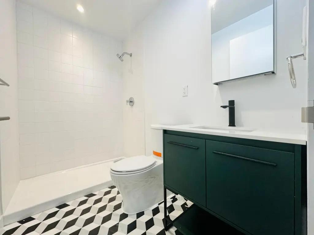 Big Bright Room in Vanderbilt Ave #686 - Photo 10