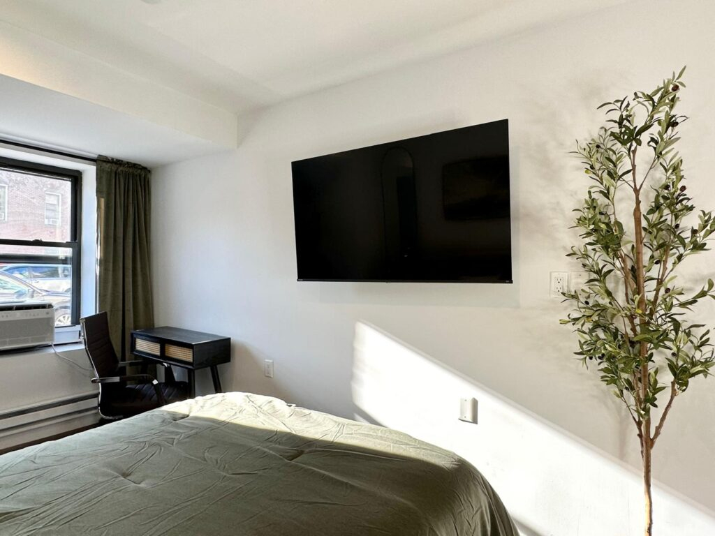 Big Bright Room in Vanderbilt Ave #686 - Photo 6