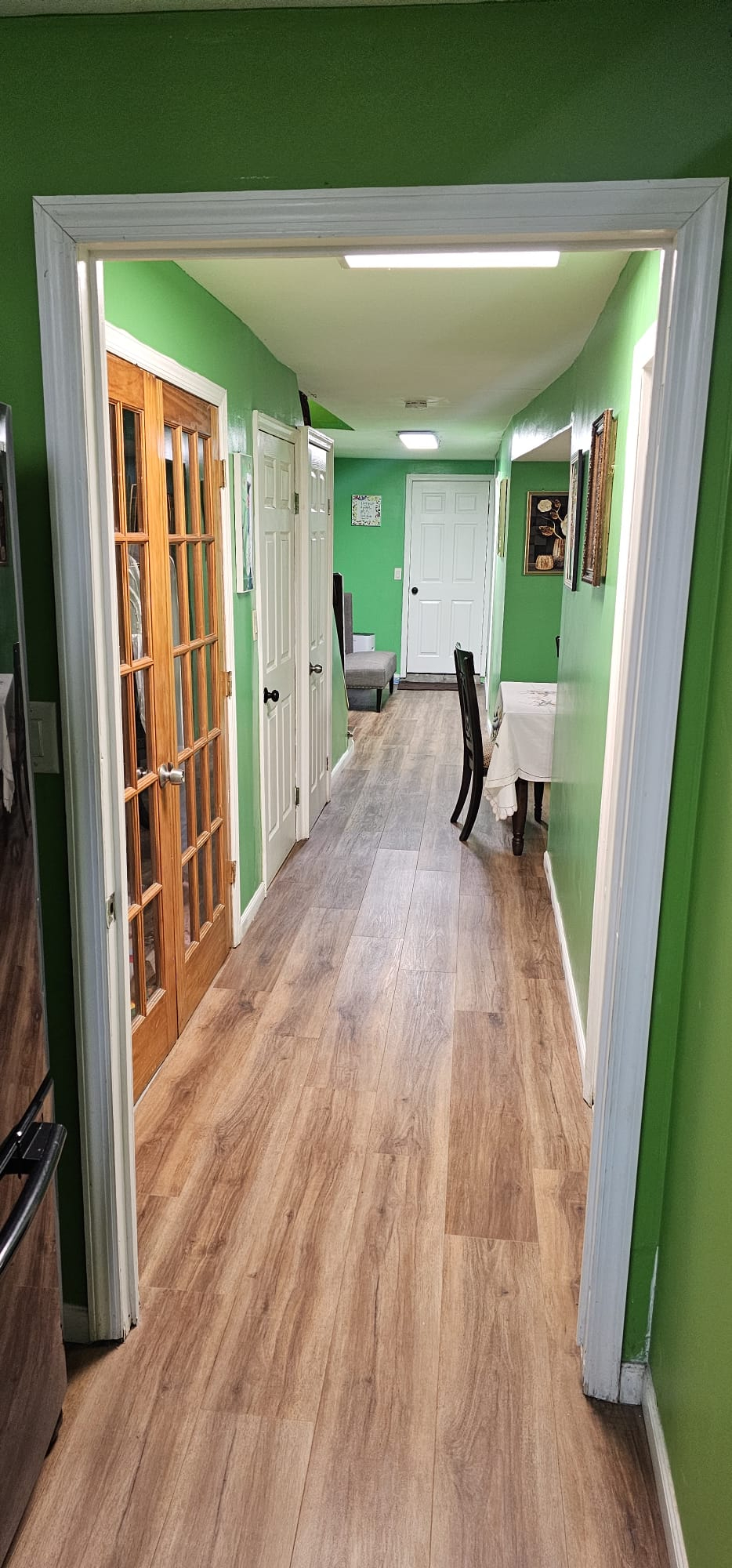 Comfortable 2-Bed, 1-Bath Apartment With Kitchen Extras and Easy Street Parking - Photo 5