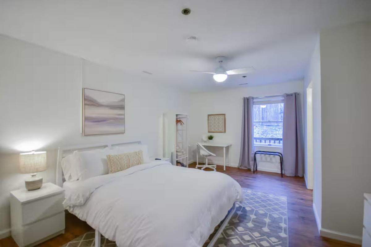 The Jackie Suite - Photo 2