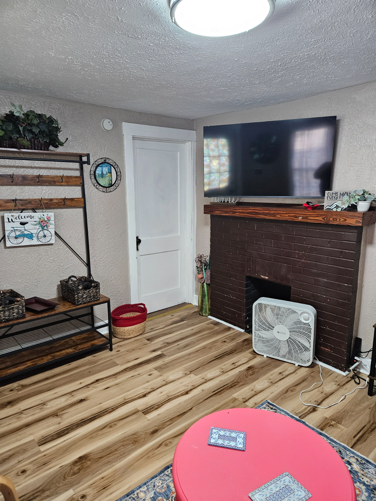 Annie's Woodburn Suite - Photo 9