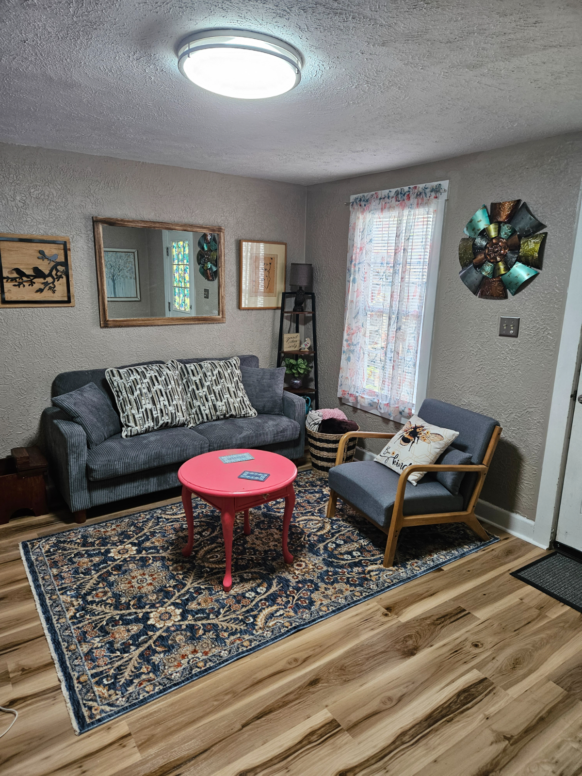 Annie's Woodburn Suite - Photo 6