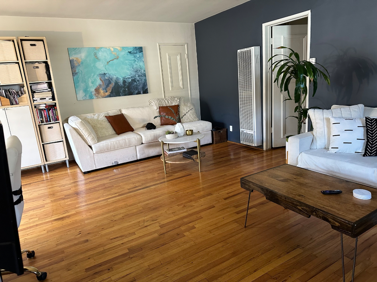 Peaceful, Spacious 1-BR & Balcony, a Perfect Oasis in LA - Photo 1