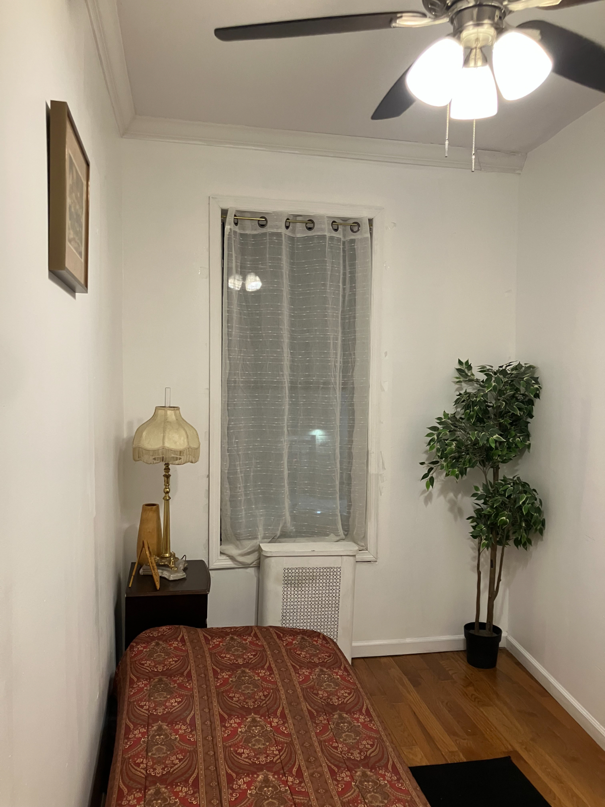 Bright 2-Bed, 2-Bath Apartment with Modern Kitchen and Easy Transit Access - Photo 11