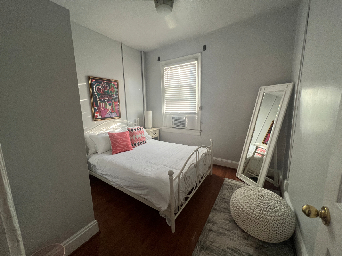 Spacious Four-Bedroom Townhouse in the Heart of Adams Morgan - Photo 9
