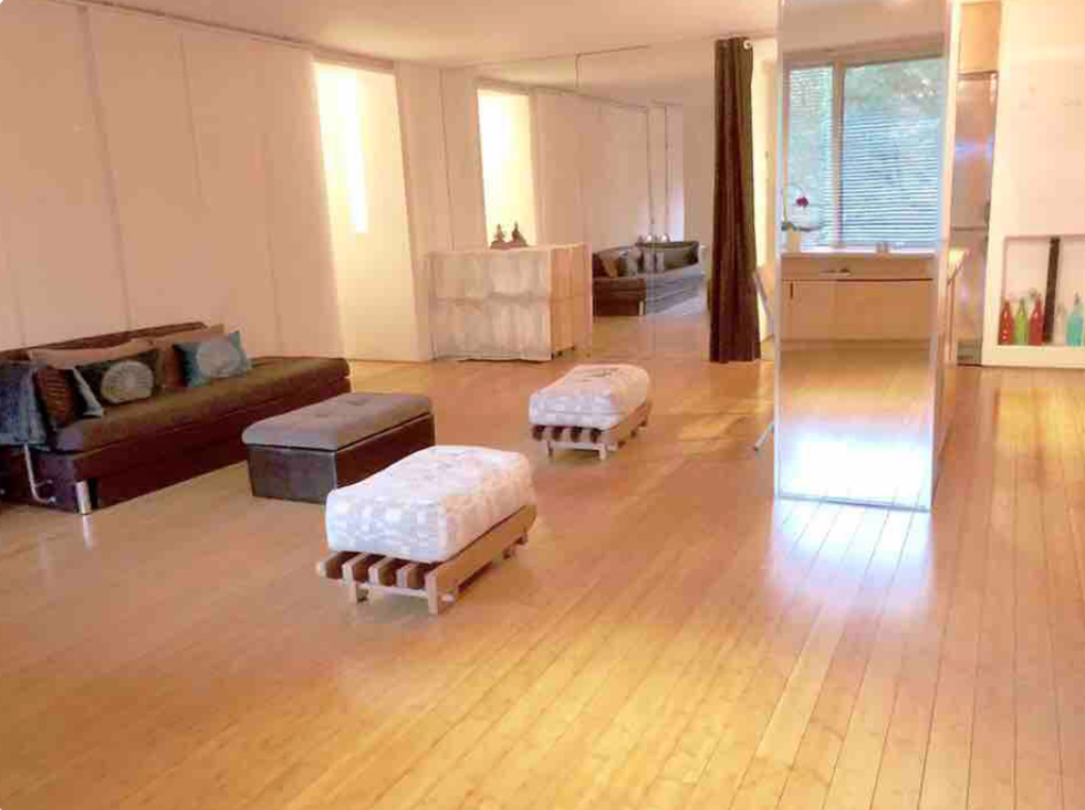 Central Park West Apt with Sth Terrace - Photo 3