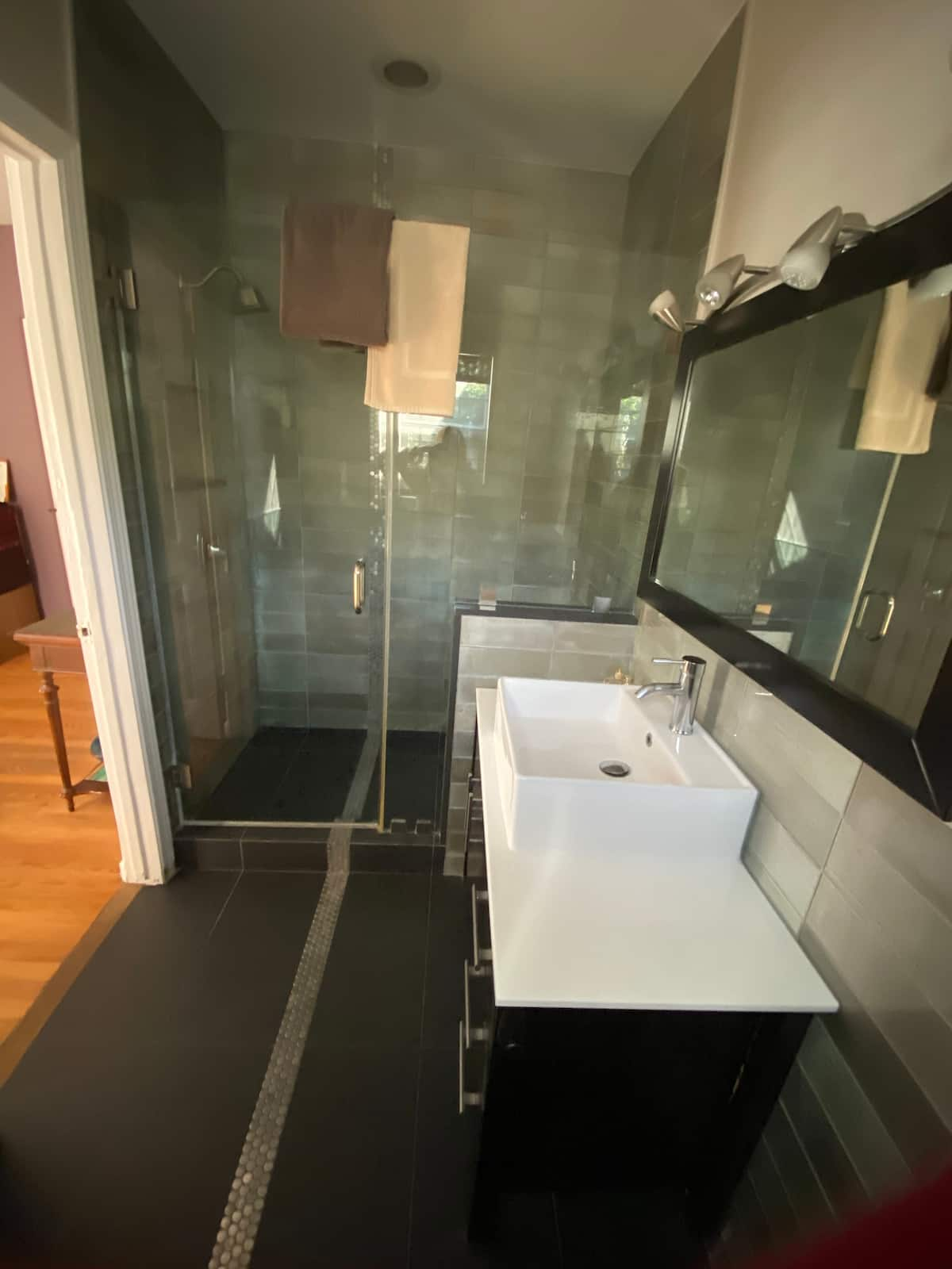 Large Private Studio in the Heart of Los Angeles- Comfort, Privacy & Great Location - Photo 6