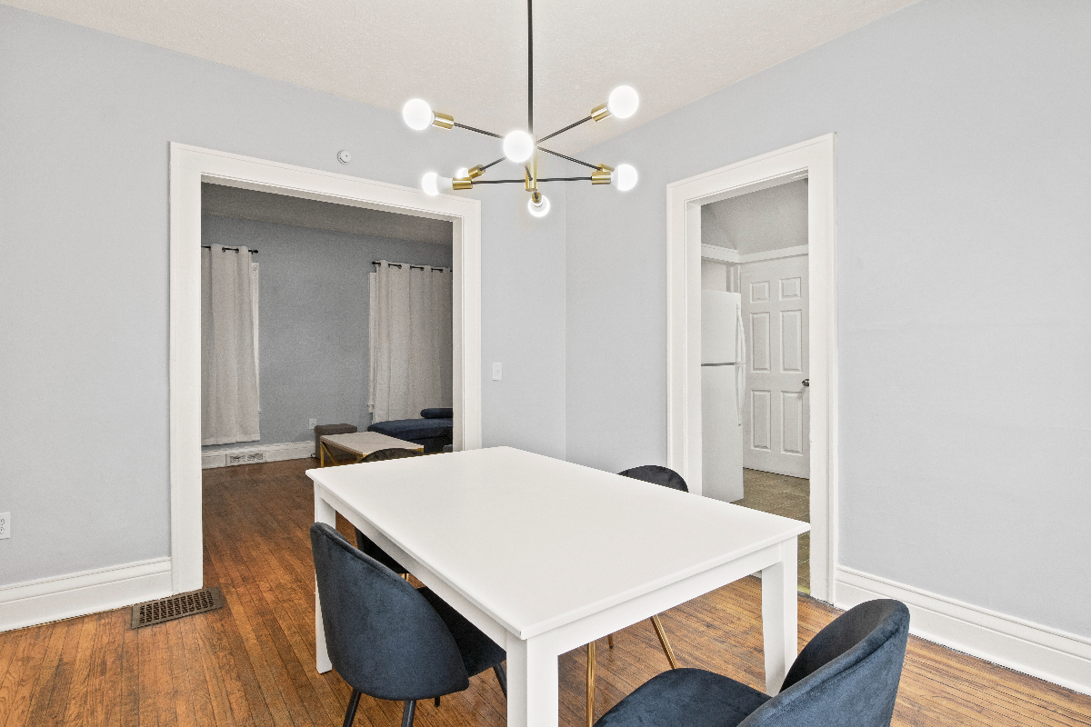Inviting and spacious townhouse - 3 bedroom 1 bathroom - Photo 10