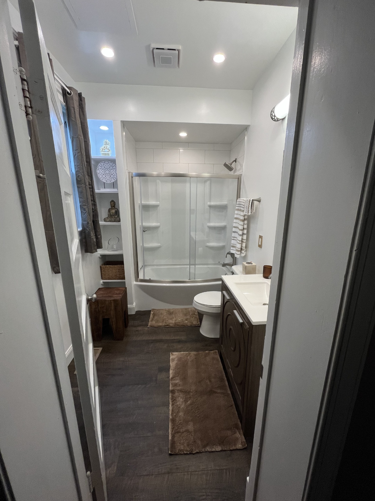 Large 4 bedroom 3 bath detached Home minutes away from everything, Cedar Hill Regional Medical Cente - Photo 6