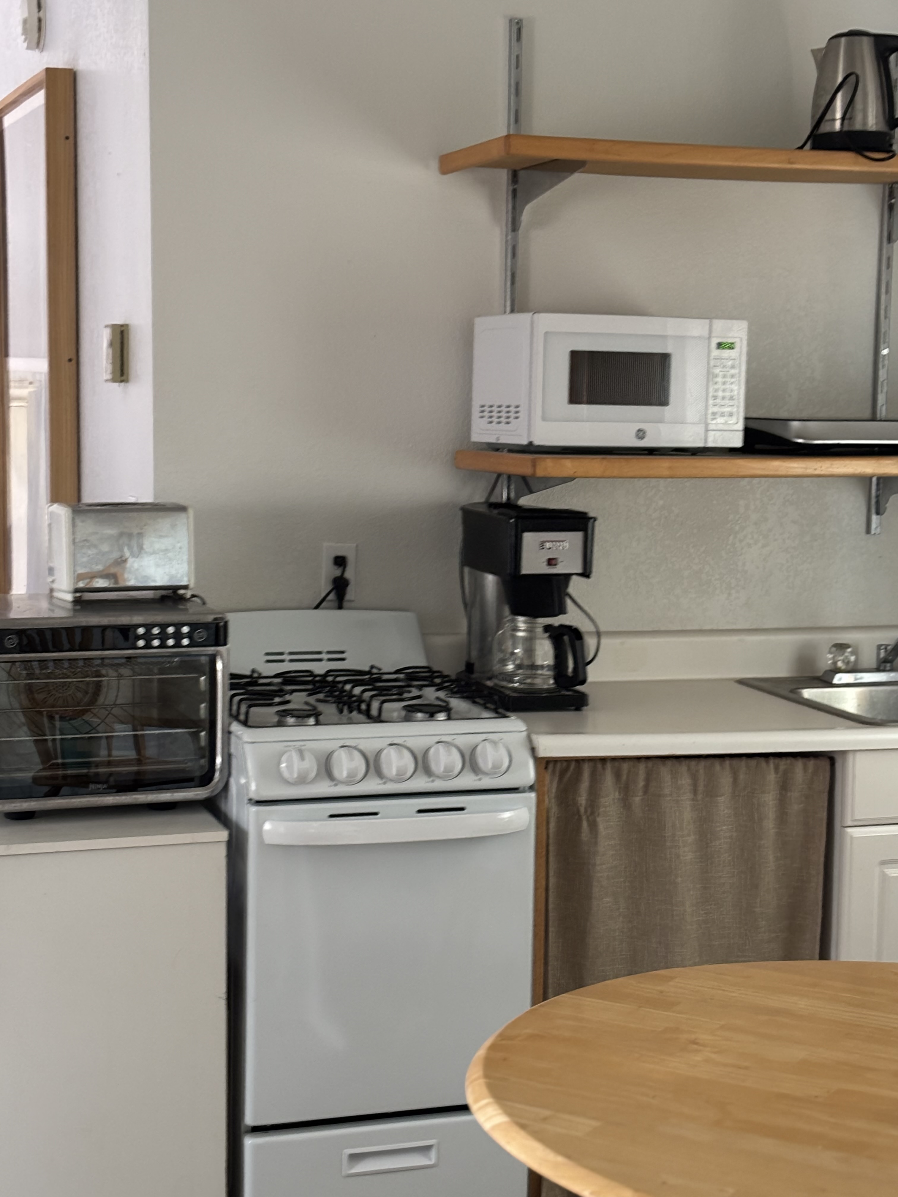 Quiet Country Guesthouse - Photo 8