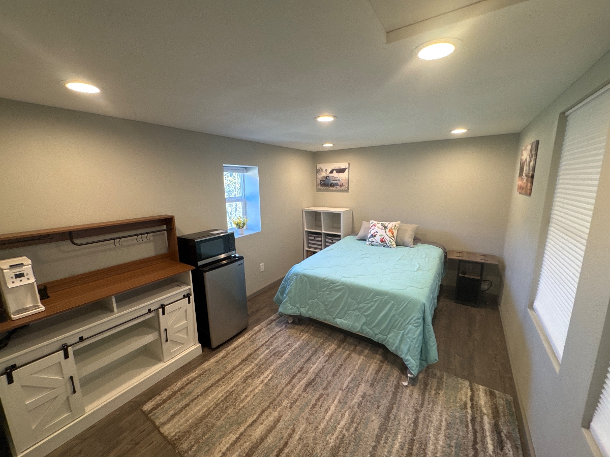 Grizzly Mountain Studio - Photo 1