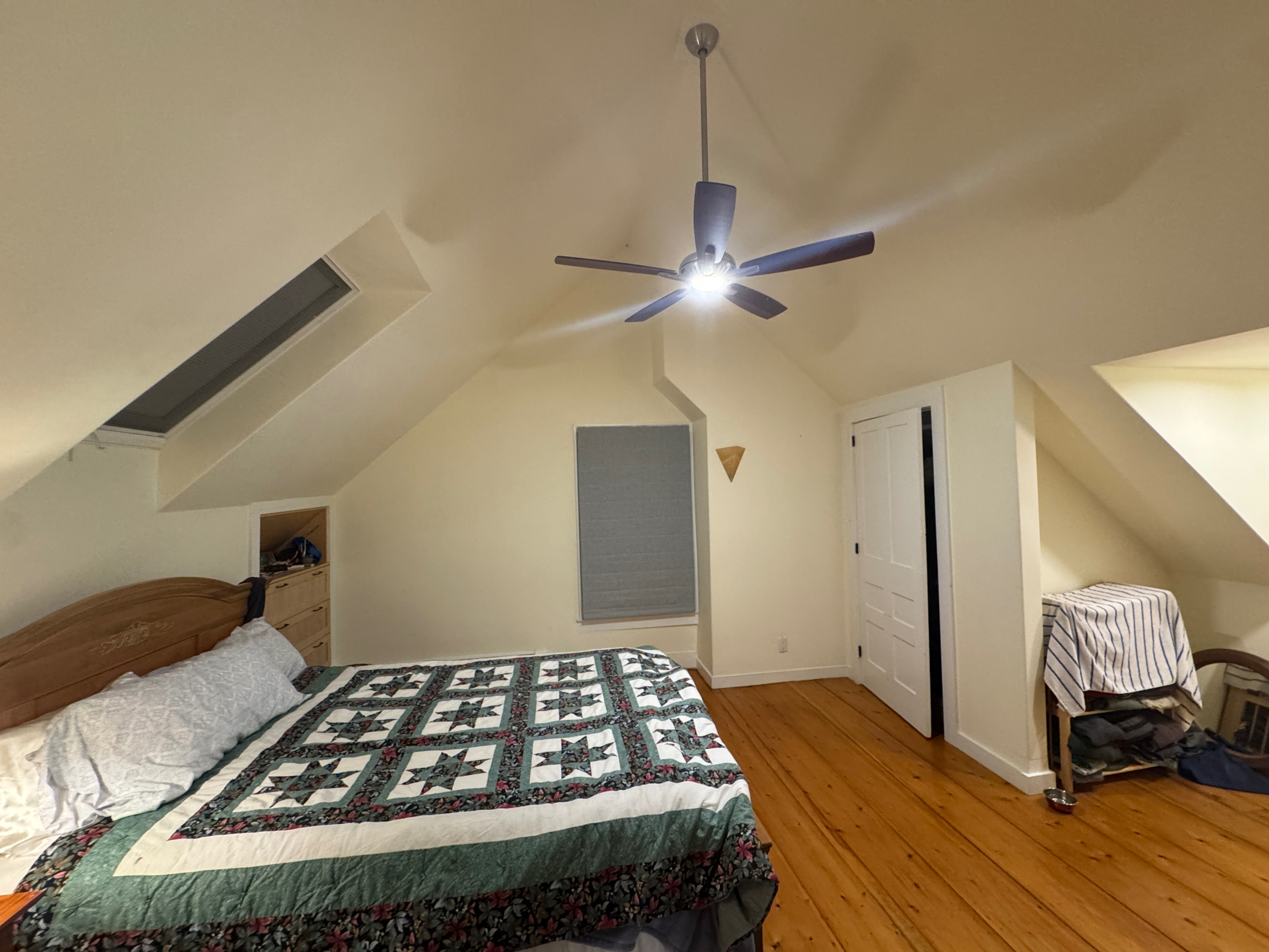 Furnished rooms available in historic farmhouse on Quiet Country Rd. Close to Hospital & Town - Photo 10