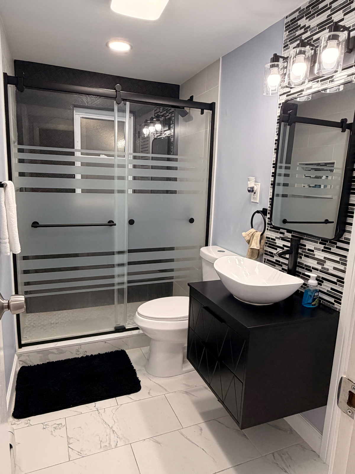 Beautiful room for rent - Photo 5