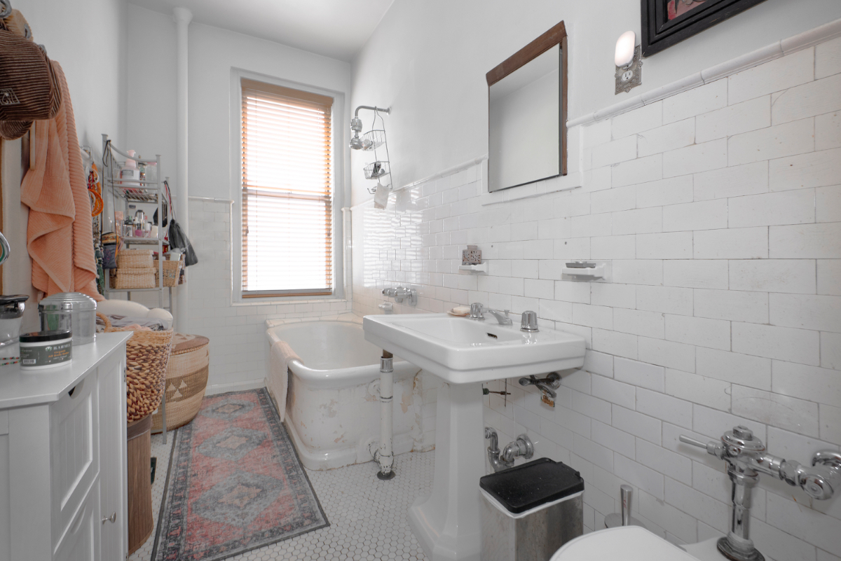 New Unit - Photo 2